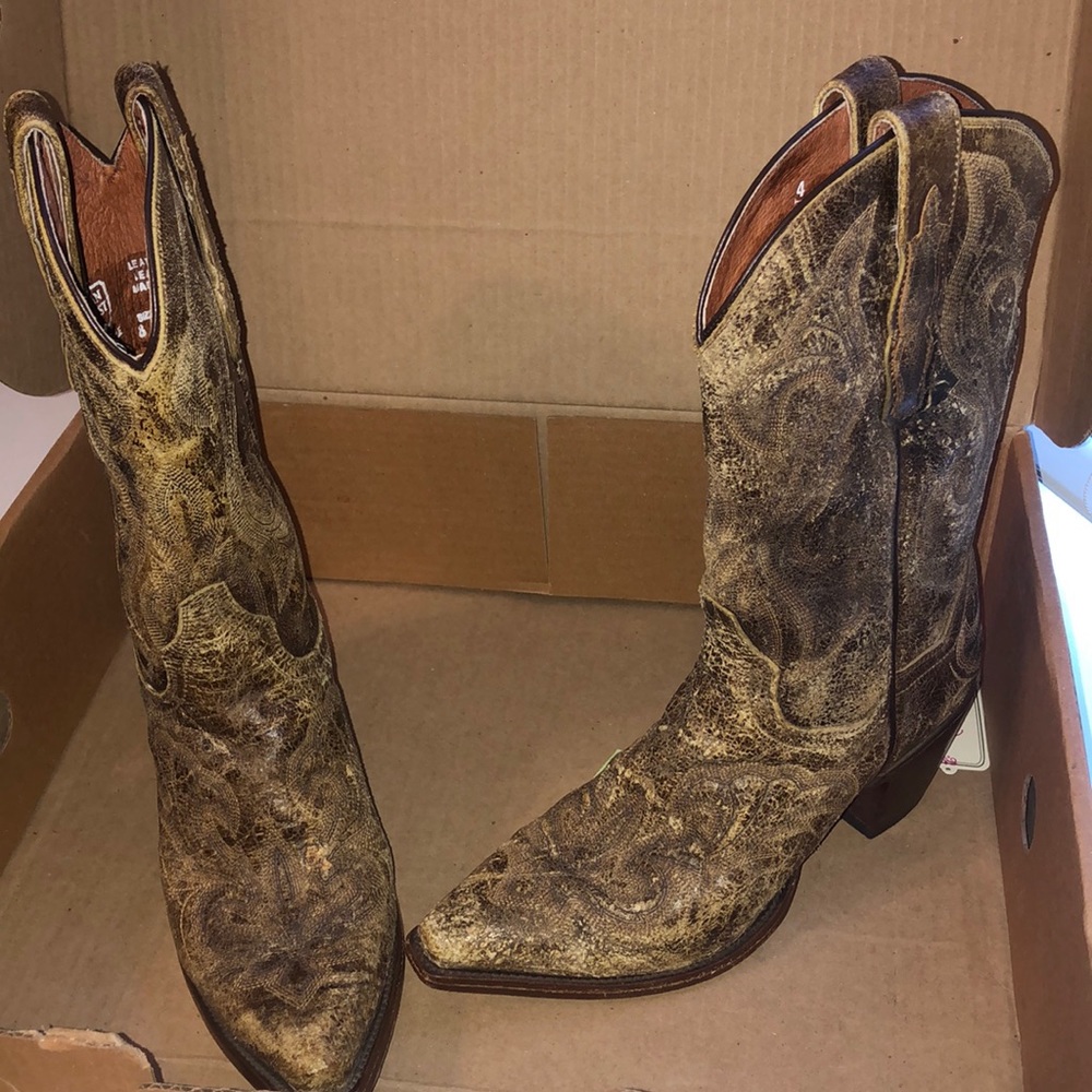 Danpost women’s boots